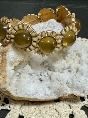 Gold-Tone Cabochon Floral Stretch Bracelet (very little stretch)